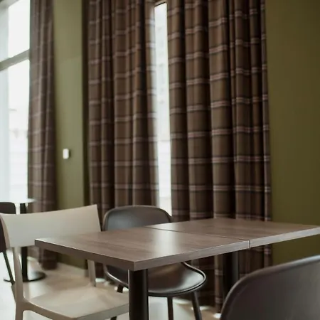 Hotel Easyhotel Paris Nord