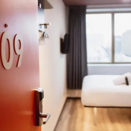 Easyhotel Paris Nord