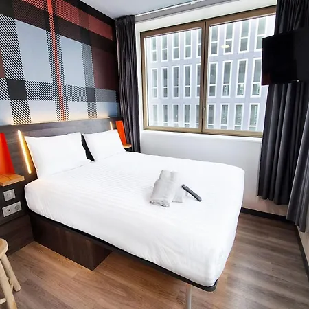 Easyhotel Paris Nord 2*