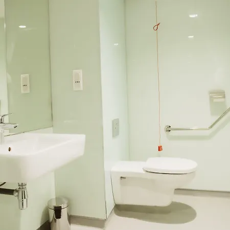 فندق Easyhotel Paris Nord 2*