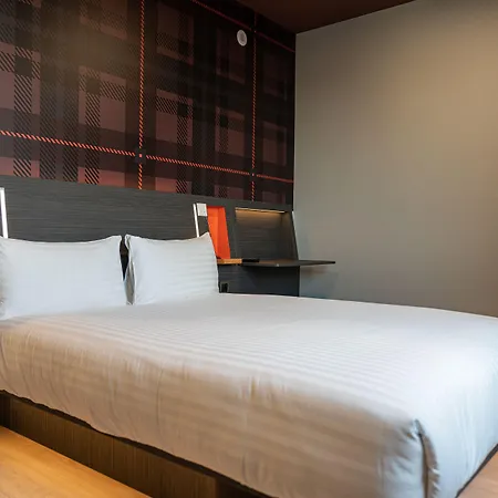 فندق Easyhotel Paris Nord 2*