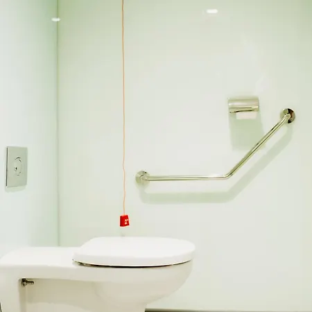 Easyhotel Paris Nord 2*