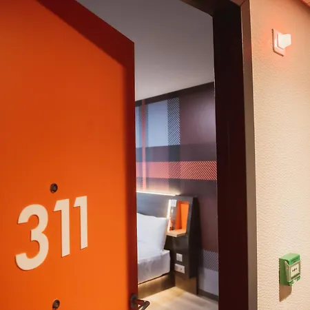 Easyhotel Paris Nord Hotel
