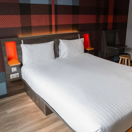 Easyhotel Paris Nord 2*