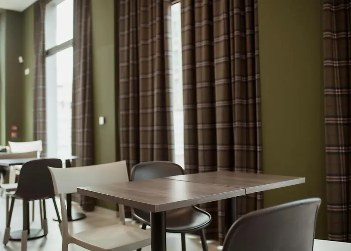 Hotel Easyhotel Paris Nord