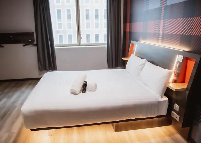 Hotel Easyhotel Paris Nord 2*