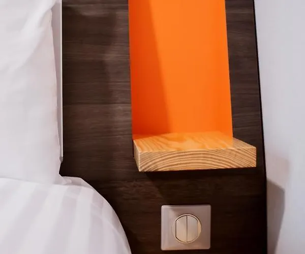 Hotel Easyhotel Paris Nord