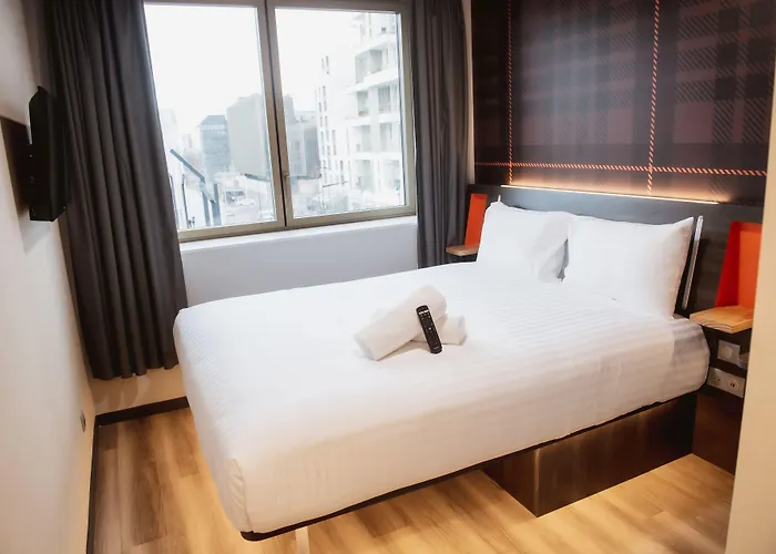 Easyhotel Paris Nord 2*